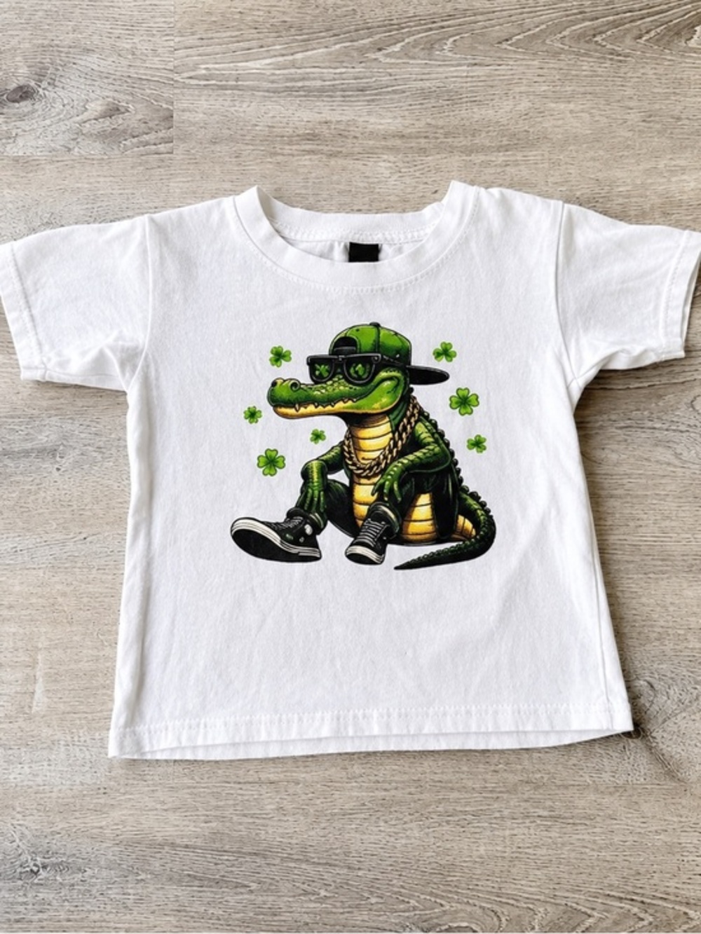 Gildan Heavy Cotton Alligator Graphic Tee Toddler Size 4T St Patrick's Day